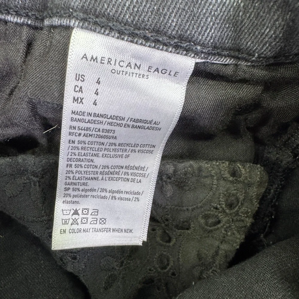 American Eagle High Rise Shortie Womens 4 Black Distressed Eyelet Cut Off